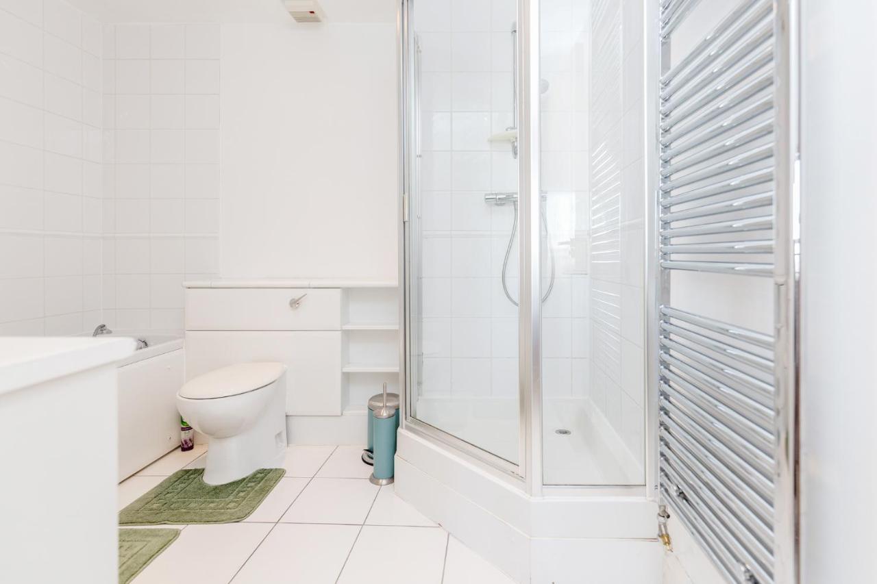 Premium Excel 3 & 2 Bedrooms Лондон Екстер'єр фото
