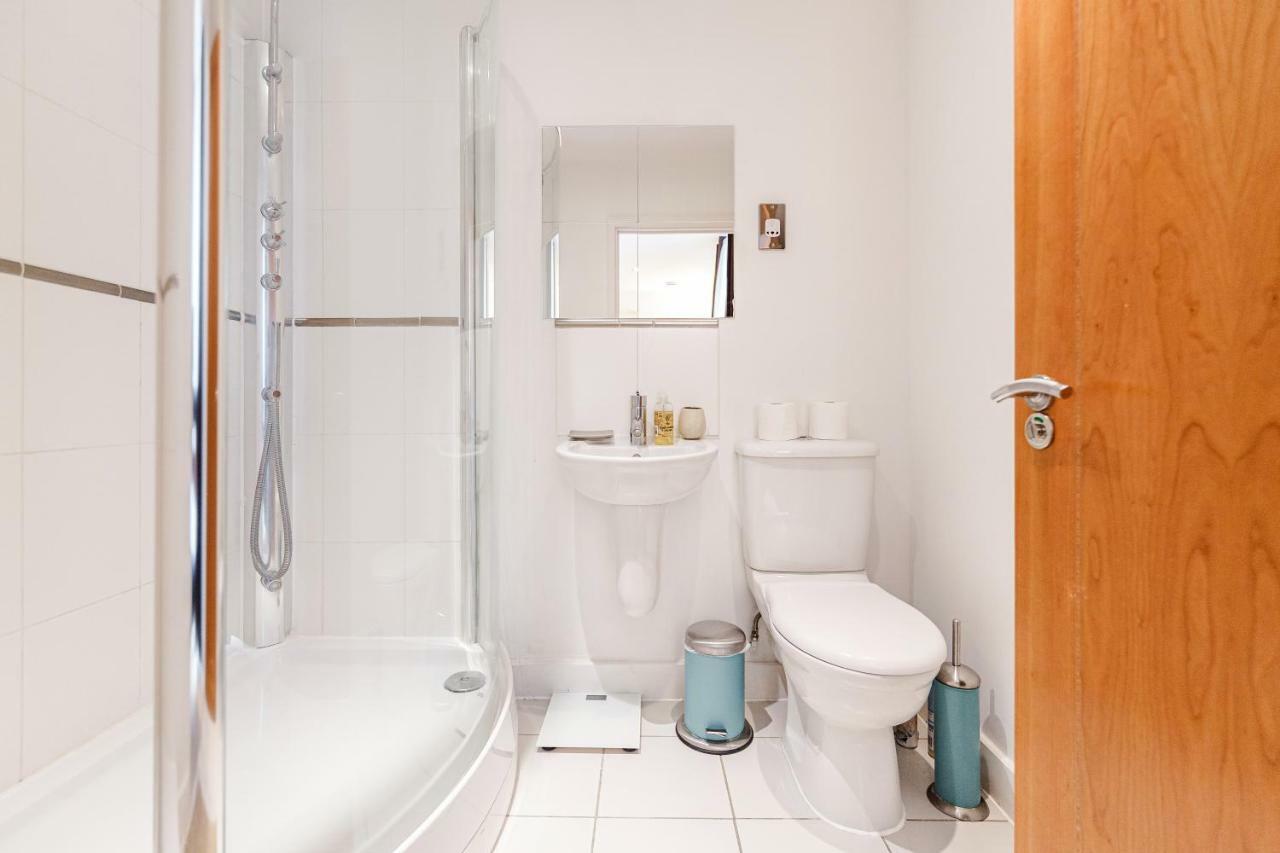 Premium Excel 3 & 2 Bedrooms Лондон Екстер'єр фото