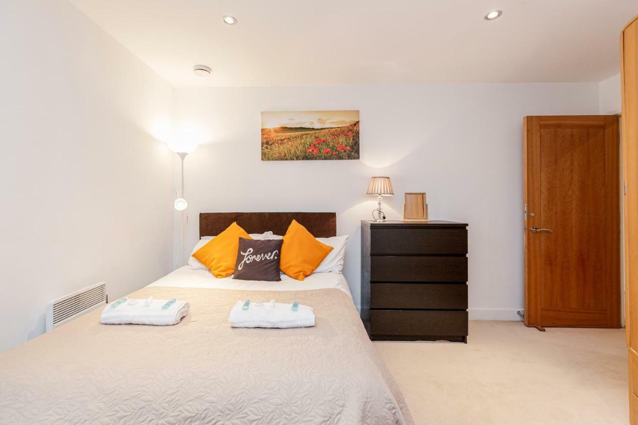 Premium Excel 3 & 2 Bedrooms Лондон Екстер'єр фото